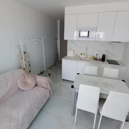 Luxury Sea View * Эмпуриабрава