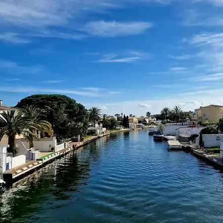 Apartment Luxury Sea View Empuriabrava